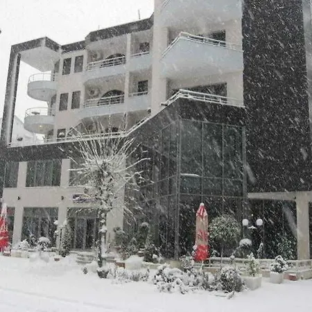 Perla Hotel